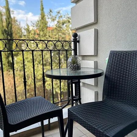 Sweet Apartment